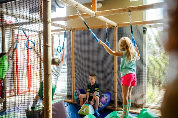 CourtsPlusPhotos-477-1 CourtsPlusPhotos-477-1